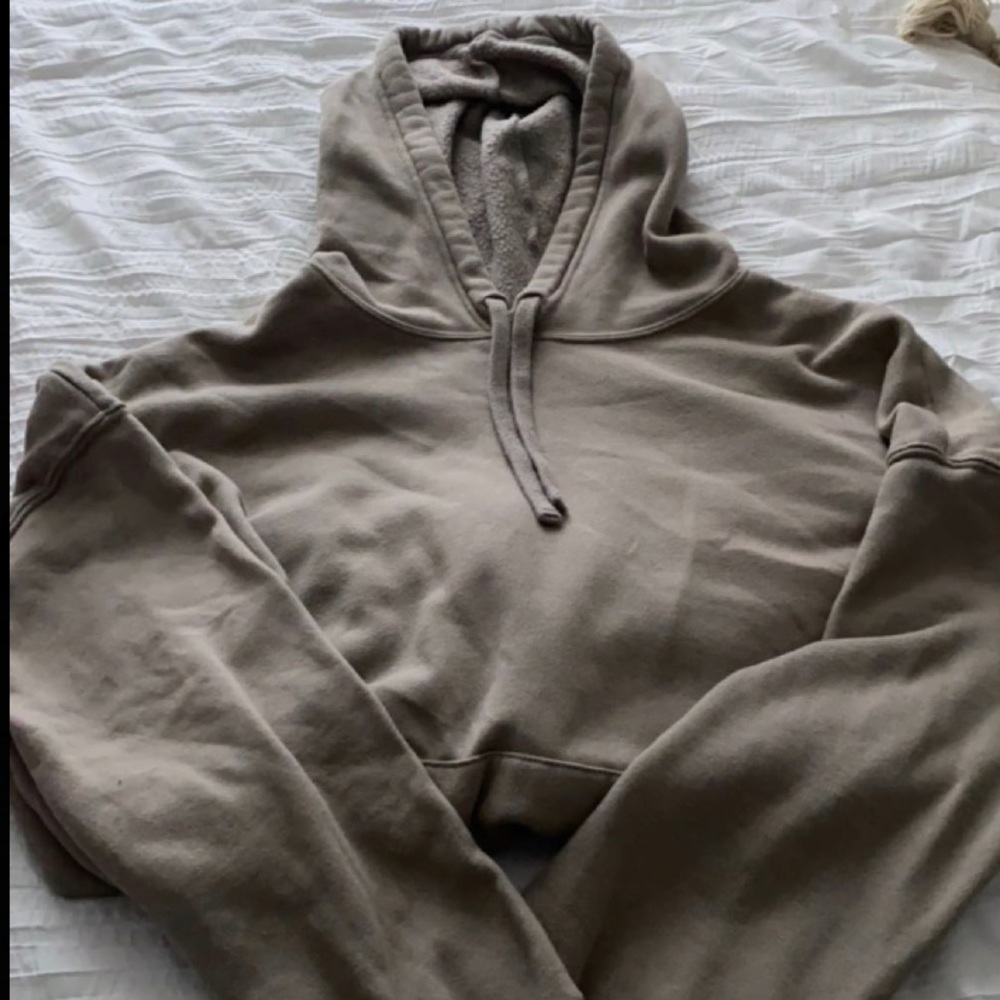 Basic tan hoodie
